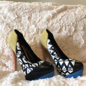 Size 6 Aldo multi colored 5” heels